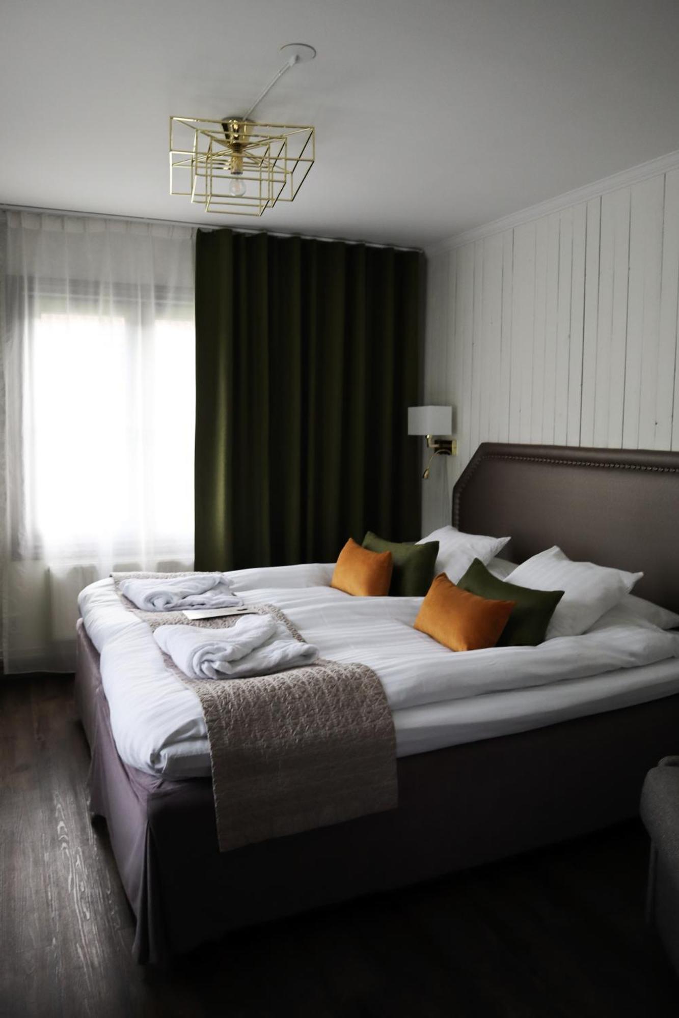 Hoegbo Brukshotell & Spa Sandviken Ngoại thất bức ảnh