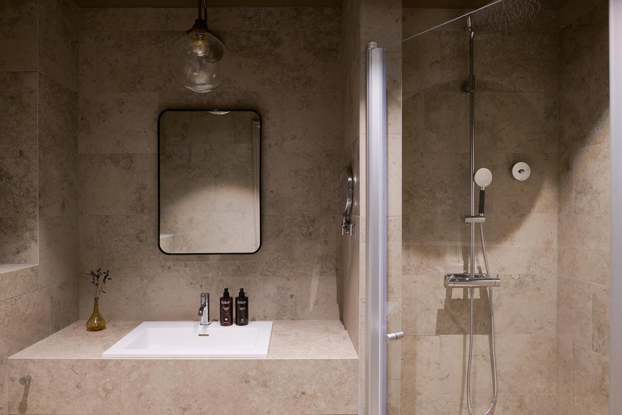 Hoegbo Brukshotell & Spa Sandviken Ngoại thất bức ảnh